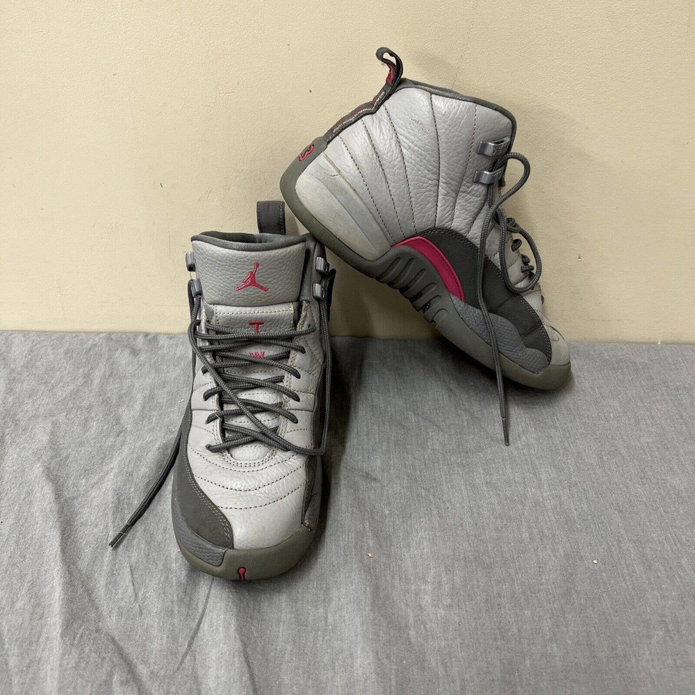 Jordan 12 Retro Cool Wolf Gray (Grey) & Pink Size 7Y FS Benefits Charity